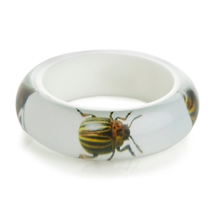 rara-avis-by-iris-apfel-resin-bug-bangle-bracelet~222533